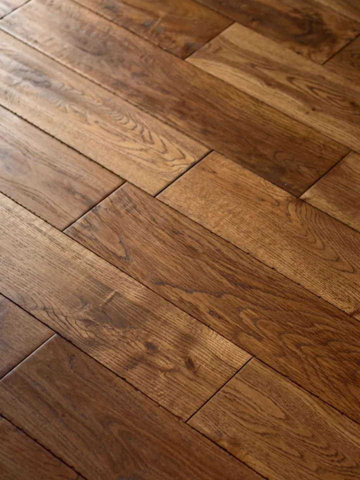 Brushed and oiled engineered oak wood flooring installed over underfloor heating in London