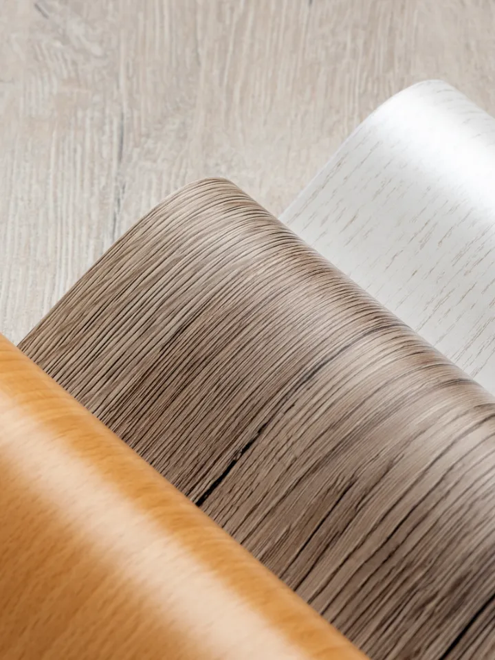 AC5 scratch-resistant oak laminate flooring fitted with flush beading in a busy family home